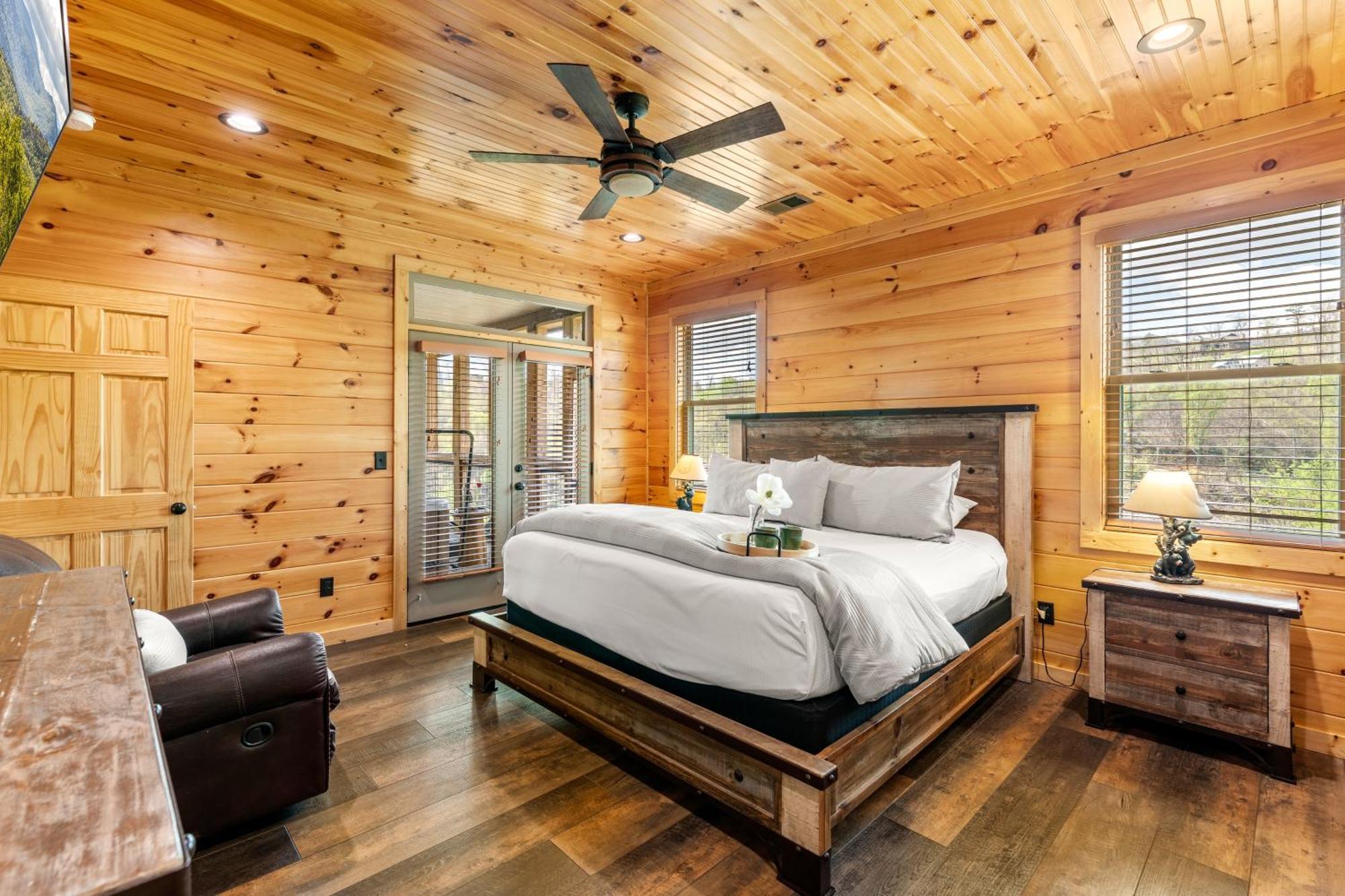 3 Lazy Bears Chalet Gatlinburg Eksteriør billede
