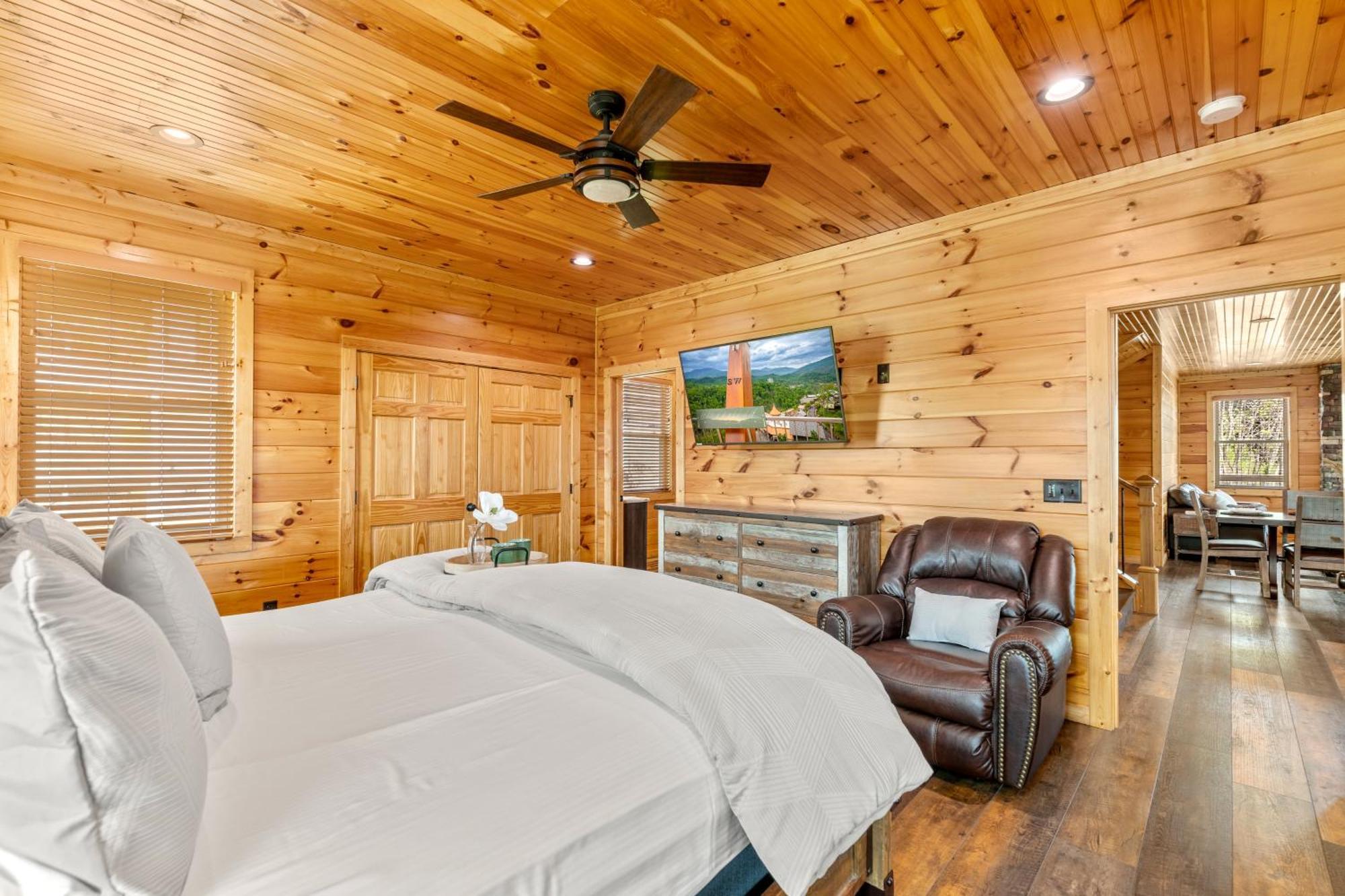 3 Lazy Bears Chalet Gatlinburg Eksteriør billede